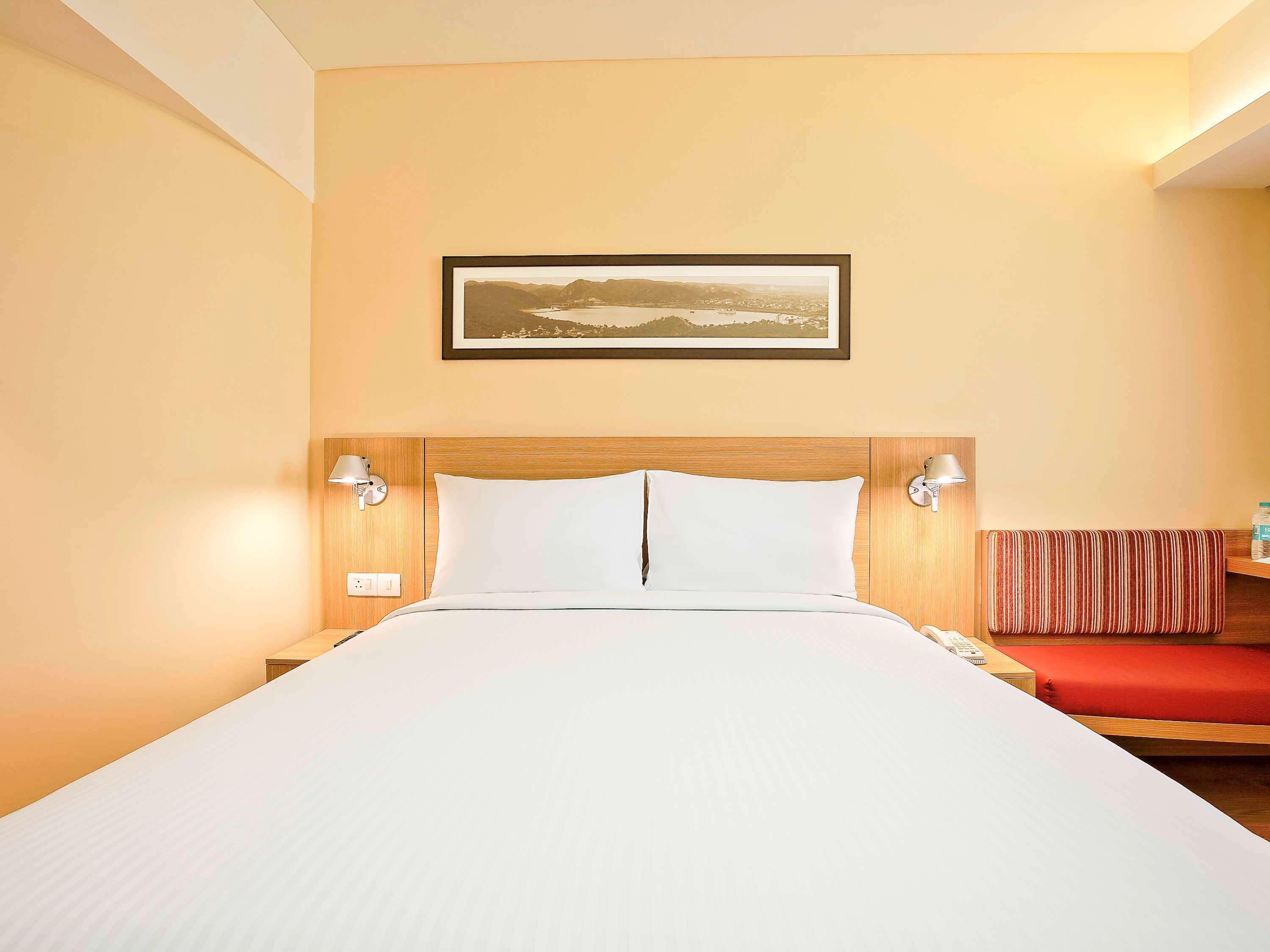 Ibis Centre - An Accor Brand होटल